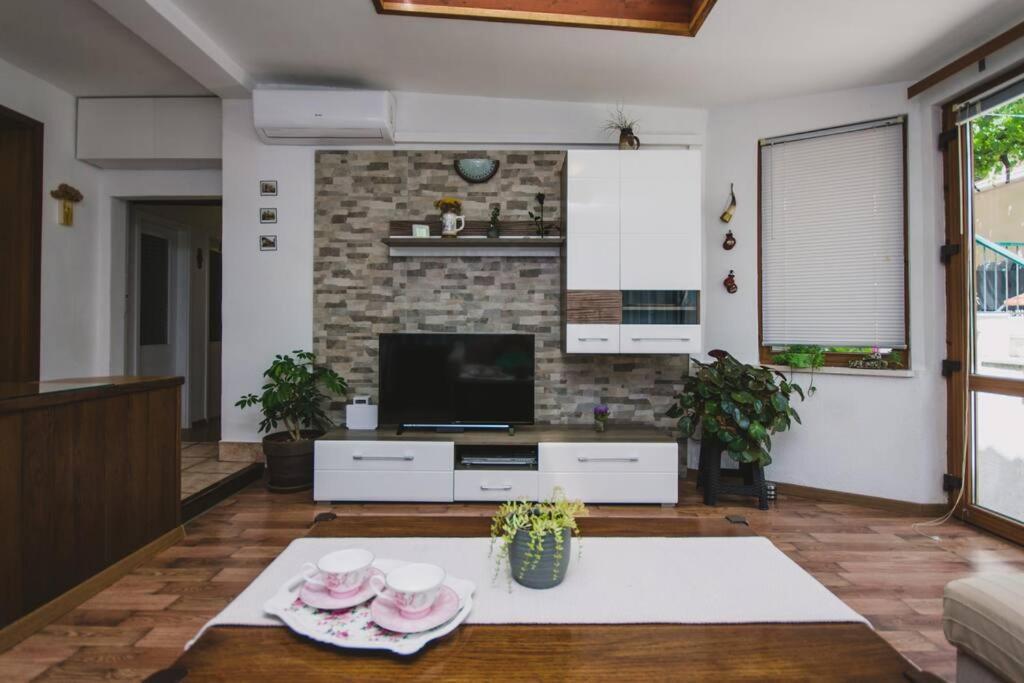 Apartmán Marjan Hill 3-br Apt,5 Guests Private Garden Near Split